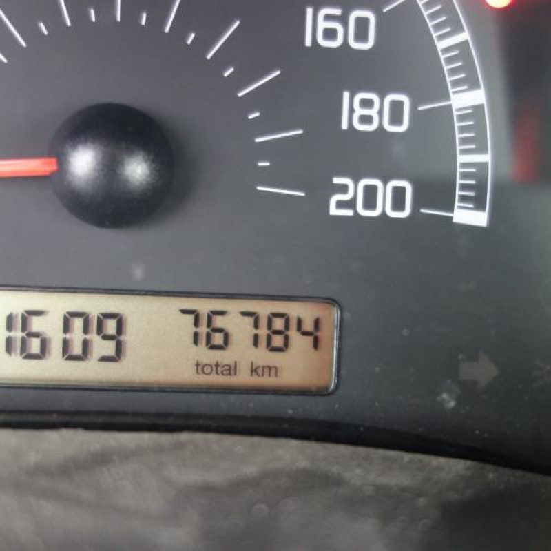 Pretensionneur de ceinture avant droit FIAT PANDA 2 Photo n°12