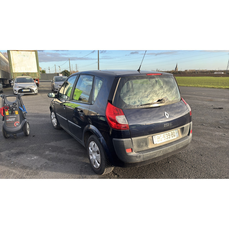 Feu arriere stop central RENAULT SCENIC 2 Photo n°10
