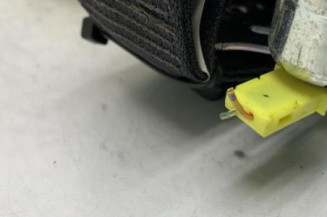 Pretensionneur de ceinture avant droit TOYOTA AYGO 1