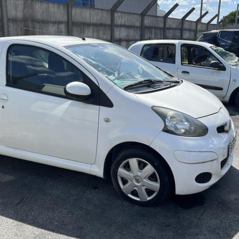 Pretensionneur de ceinture avant droit TOYOTA AYGO 1 Photo n°6