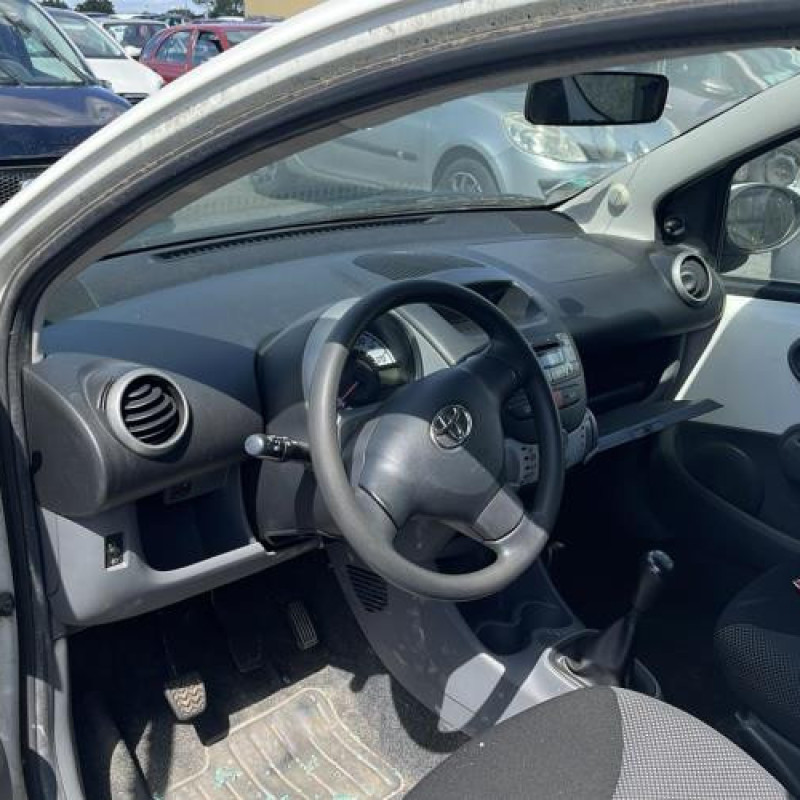 Pretensionneur de ceinture avant droit TOYOTA AYGO 1 Photo n°11