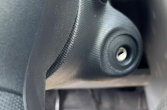 Pretensionneur de ceinture avant droit TOYOTA AYGO 1