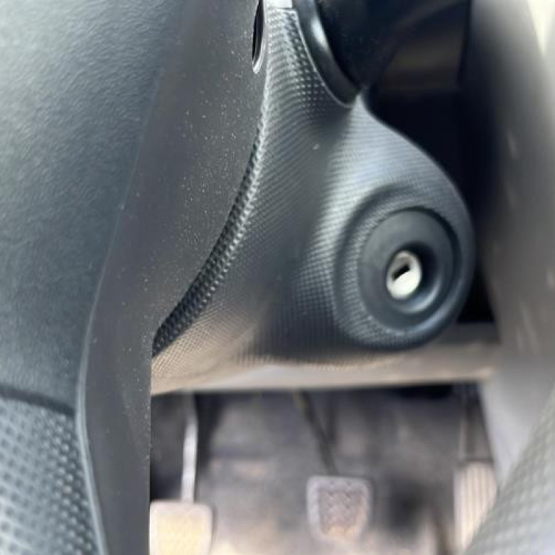 Pretensionneur de ceinture avant droit TOYOTA AYGO 1 Photo n°15