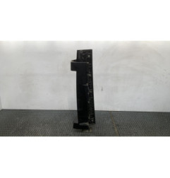 Enjoliveur de feu arriere gauche RENAULT TRAFIC 3 COURT Photo n°1