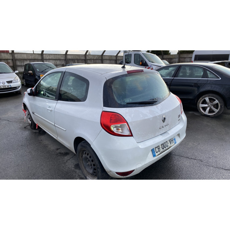 Moteur RENAULT CLIO 3 Photo n°8