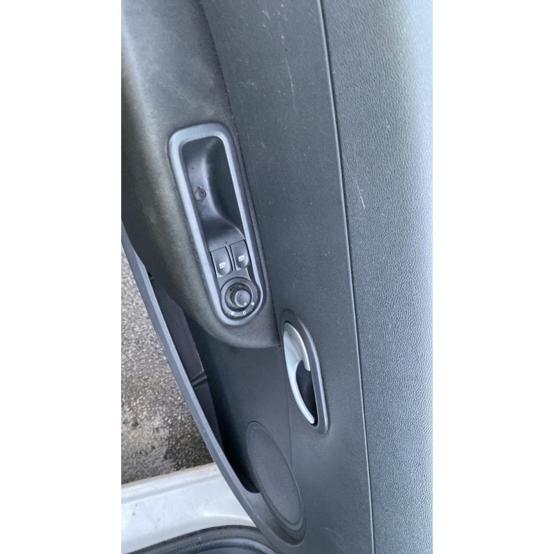 Moteur RENAULT CLIO 3 Photo n°14