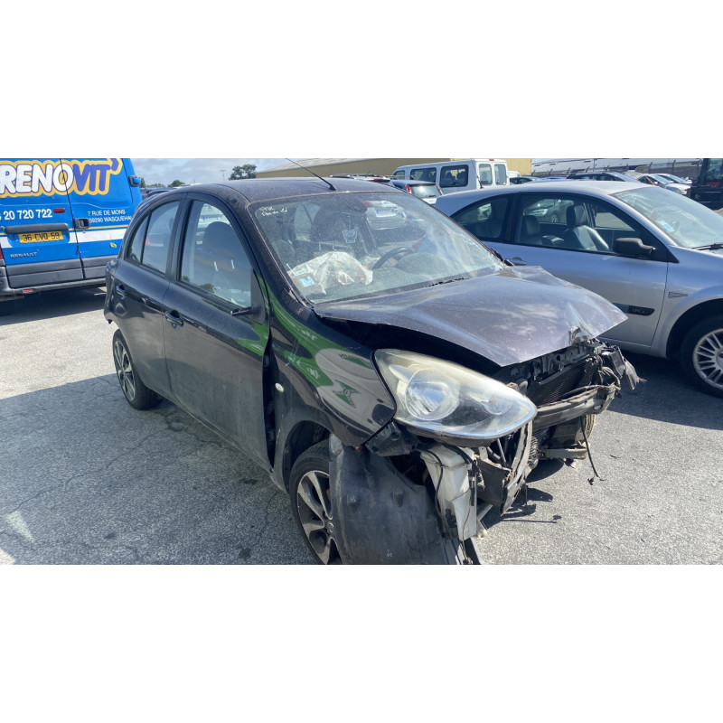 Feu arriere stop central NISSAN MICRA 4 Photo n°6