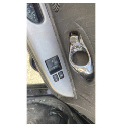 Feu arriere stop central NISSAN MICRA 4