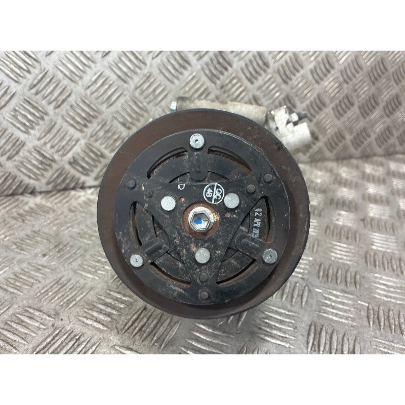 Compresseur clim FORD KA+ Photo n°4