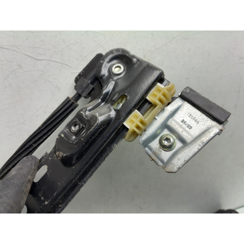 Leve vitre electrique avant droit SEAT IBIZA 4 Photo n°5
