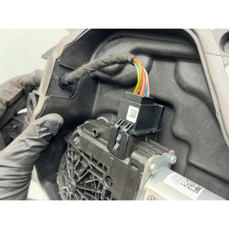 Leve vitre electrique avant droit SEAT IBIZA 4 Photo n°7