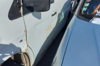 Serrure avant droit MERCEDES VITO 638