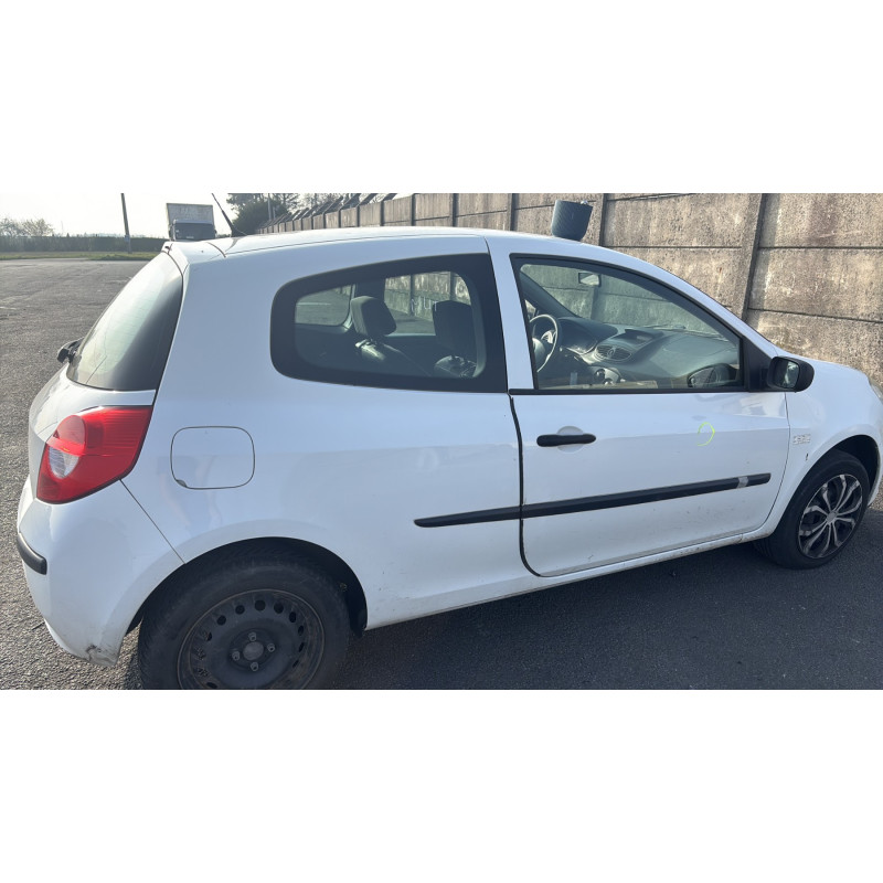 Pedale d'embrayage RENAULT CLIO 3 Photo n°10