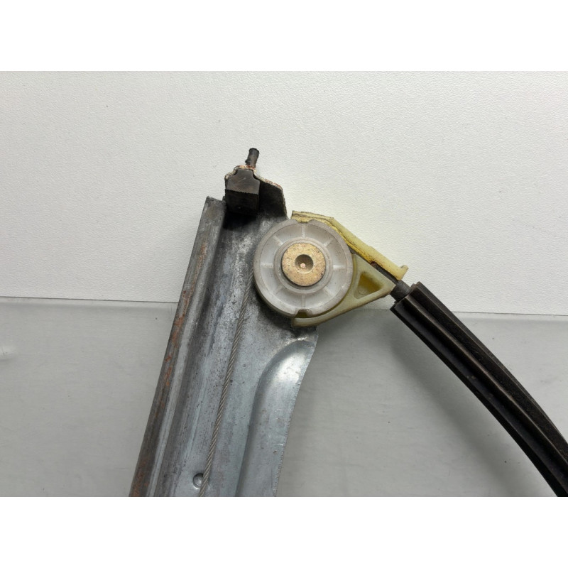 Leve vitre electrique avant gauche CITROEN XSARA PICASSO Photo n°8