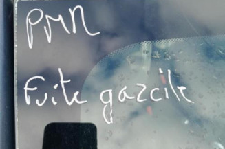 Bras essuie glace arriere RENAULT CLIO 4