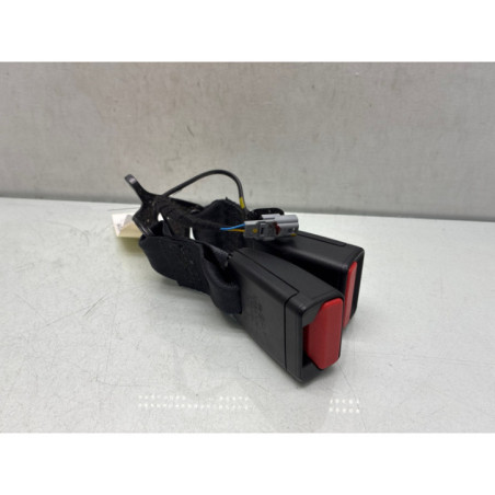 Attache ceinture arriere gauche DACIA SANDERO 3 Photo n°1