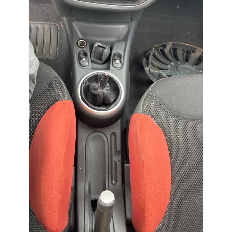 Custode arriere gauche CITROEN C2 Photo n°7