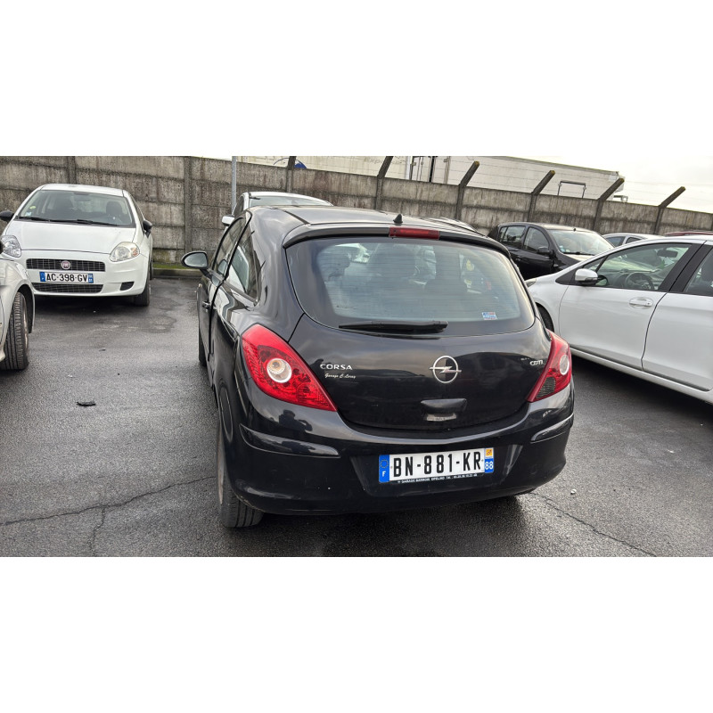 Custode arriere gauche OPEL CORSA D Photo n°8