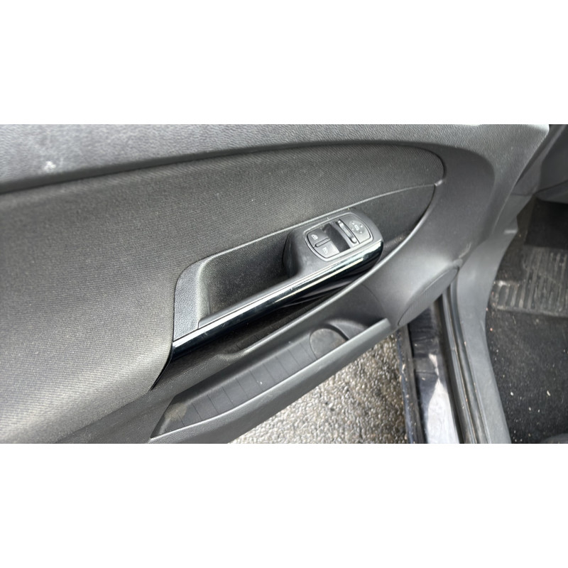 Custode arriere gauche OPEL CORSA D Photo n°13