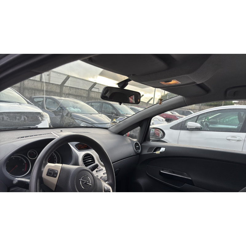 Custode arriere gauche OPEL CORSA D Photo n°17