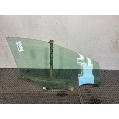 Vitre avant gauche HYUNDAI I 30 2 Photo n°1