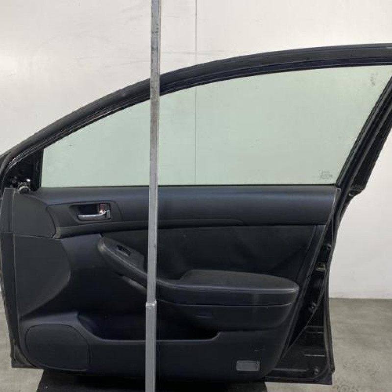 Porte avant droit TOYOTA AVENSIS 2 Photo n°5