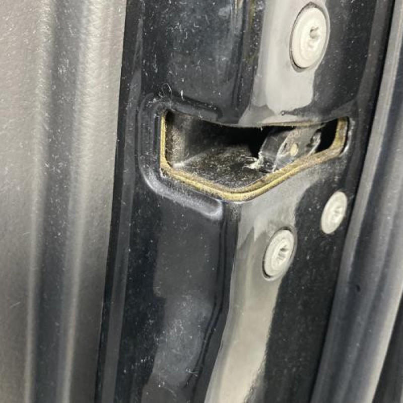 Porte avant droit TOYOTA AVENSIS 2 Photo n°6