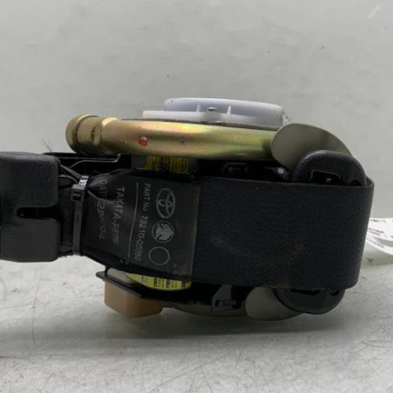 Pretensionneur de ceinture avant droit TOYOTA AVENSIS 2 Photo n°1