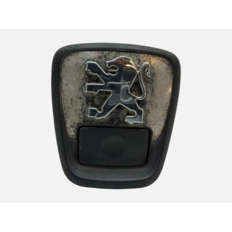 Bouton de coffre PEUGEOT 306 Photo n°1