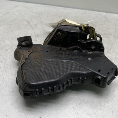 Serrure avant gauche TOYOTA AVENSIS 2