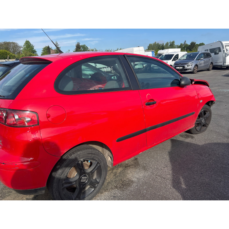 Vitre avant droit SEAT IBIZA 3 Photo n°10