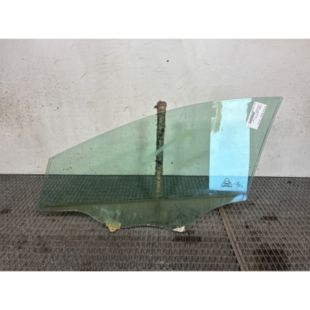 Vitre avant droit HYUNDAI I 30 2 Photo n°1