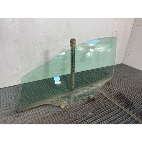 Vitre avant gauche HYUNDAI I 30 2