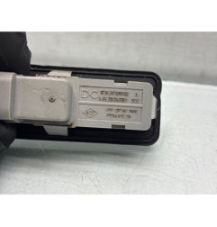 Bouton de coffre DACIA SANDERO 3