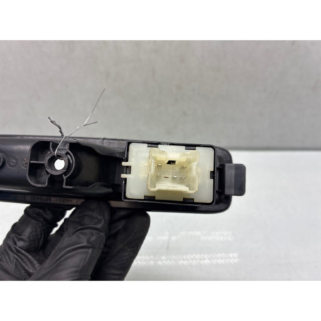 Interrupteur de leve vitre arriere droit DACIA SANDERO 3