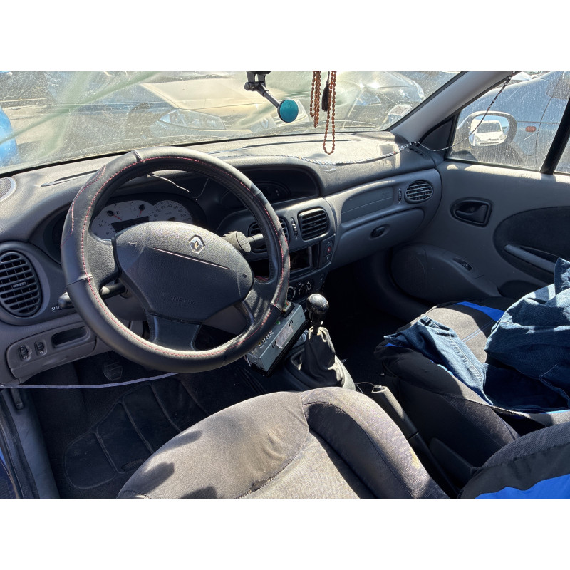 Leve vitre electrique avant droit RENAULT MEGANE 1 Photo n°17
