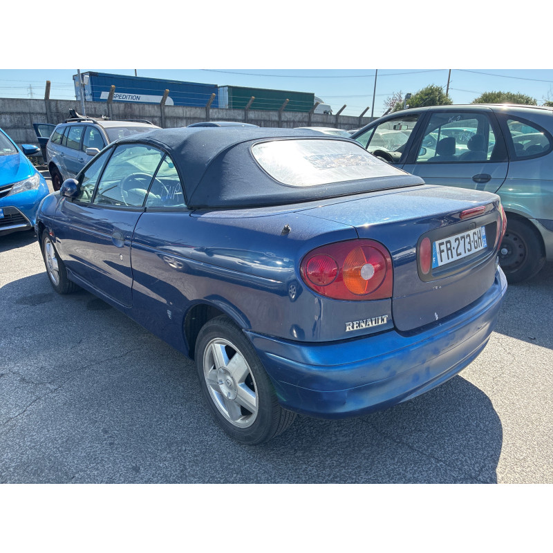 Serrure avant droit RENAULT MEGANE 1 Photo n°8