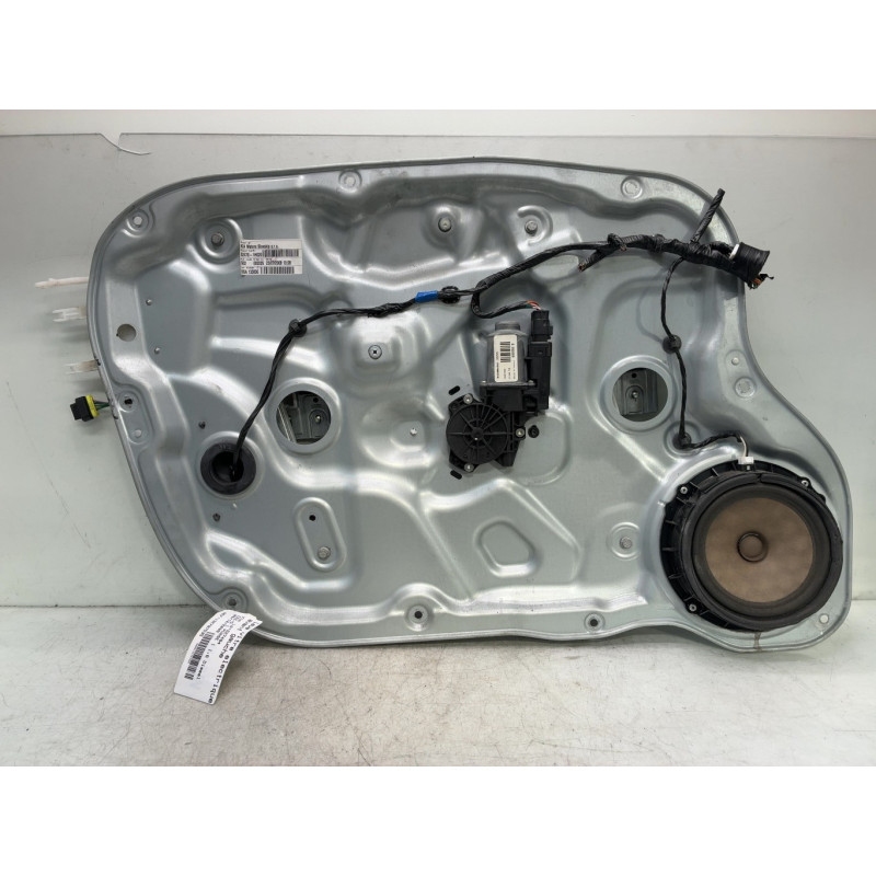 Leve vitre electrique avant gauche KIA CEE-D 1 Photo n°6