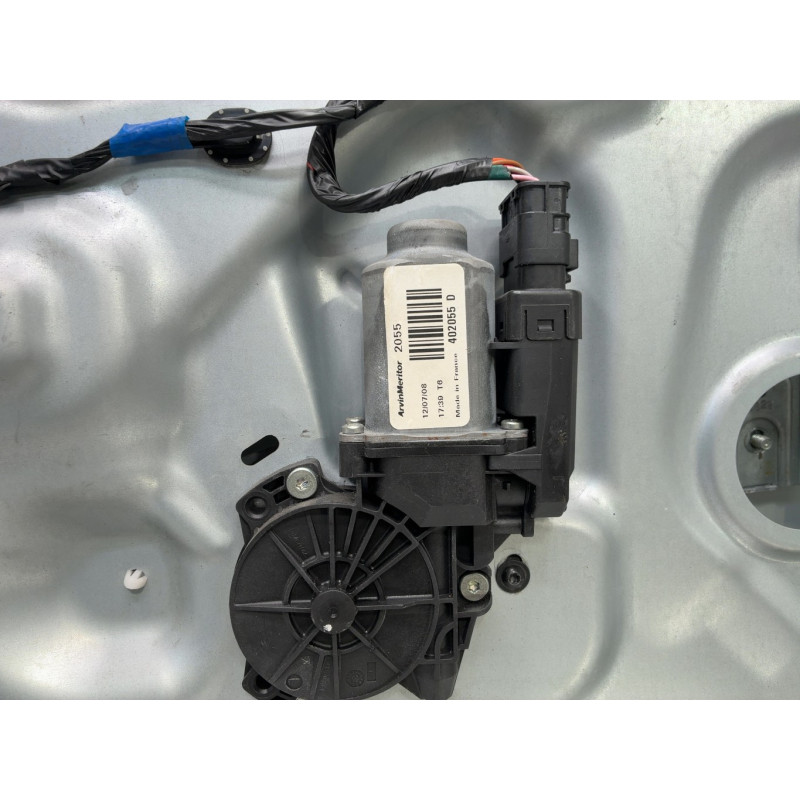 Leve vitre electrique avant gauche KIA CEE-D 1 Photo n°7
