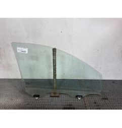 Vitre avant gauche NISSAN MICRA 4