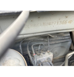 Vitre avant gauche NISSAN MICRA 4