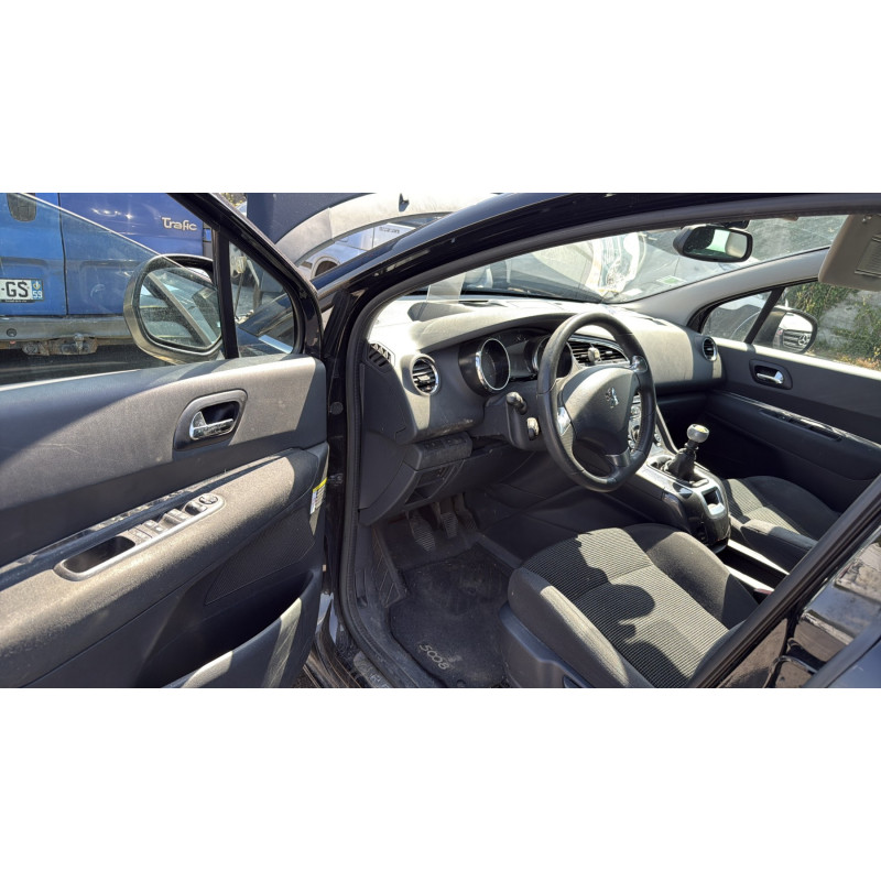 Traverse superieure PEUGEOT 5008 1 Photo n°15