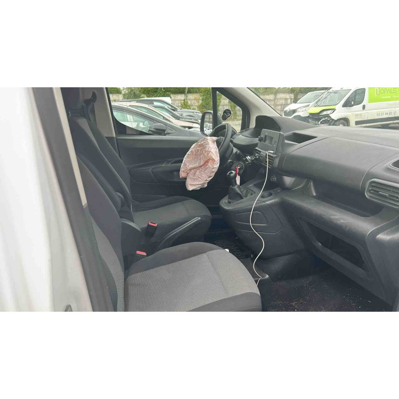 PEUGEOT PARTNER 3 PHASE 1 1.6 BLUE HDI - 8V TURBO Photo n°13