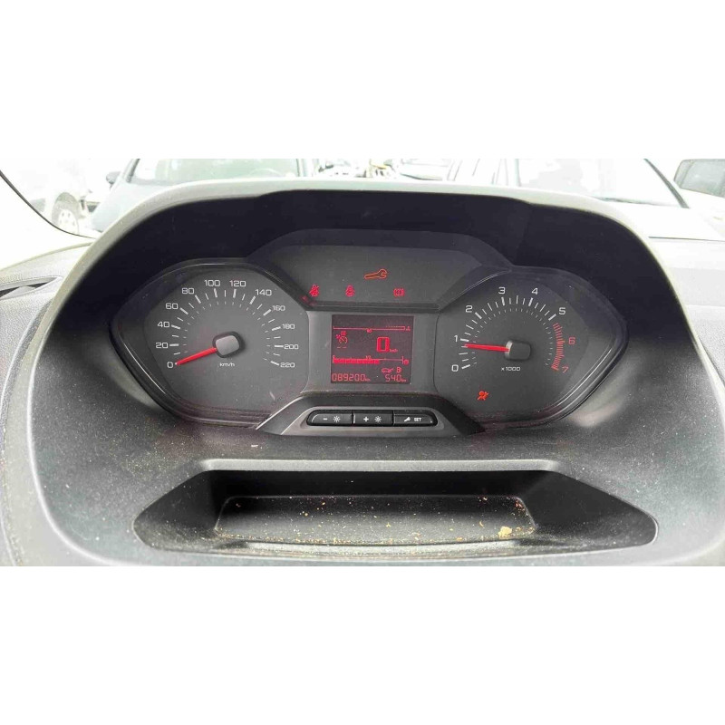 PEUGEOT PARTNER 3 PHASE 1 1.6 BLUE HDI - 8V TURBO Photo n°22