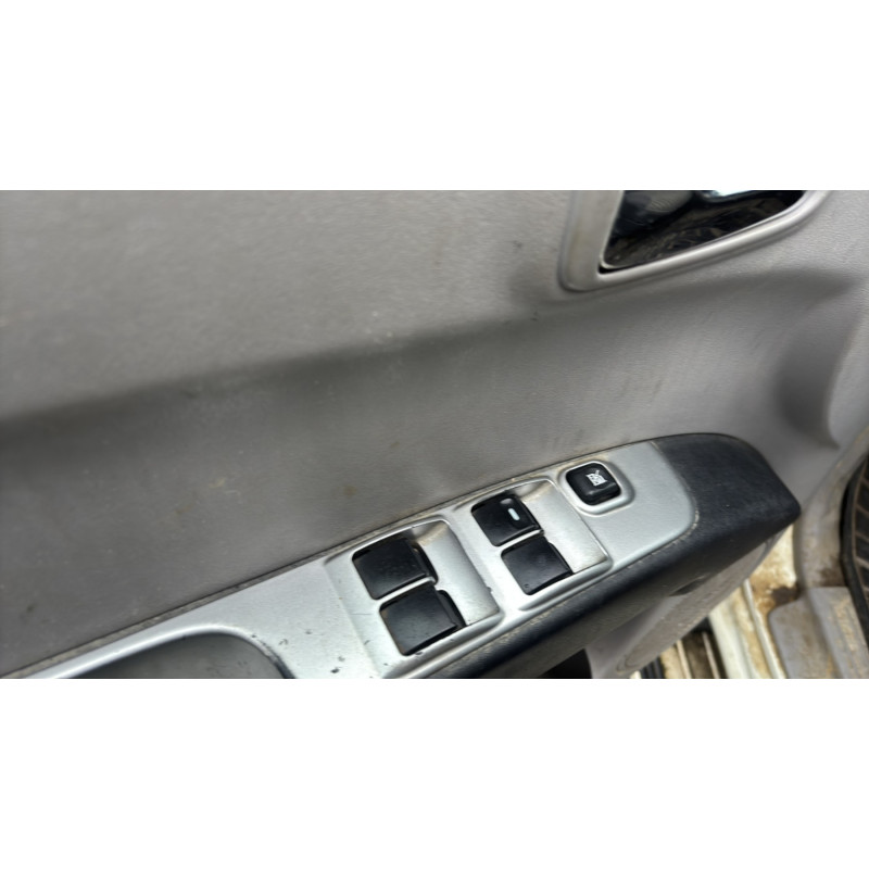 Repetiteur clignotant avant droit  (Feux) MITSUBISHI L 200 3 Photo n°14