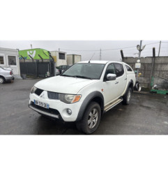 Repetiteur clignotant avant gauche (Feux) MITSUBISHI L 200 3