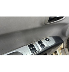 Repetiteur clignotant avant gauche (Feux) MITSUBISHI L 200 3