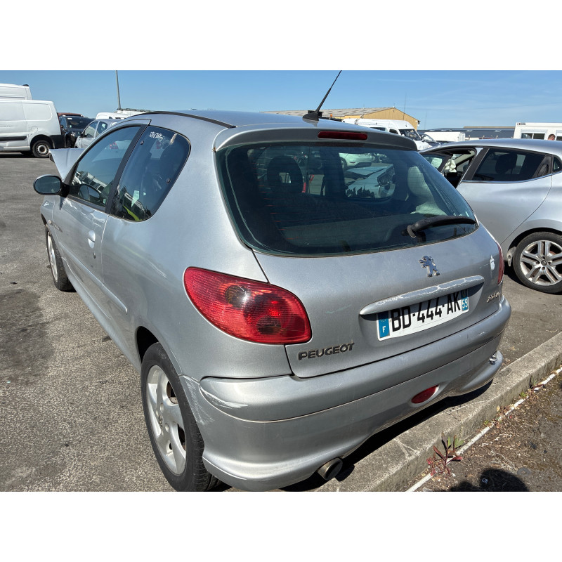 Boitier BSI PEUGEOT 206 Photo n°8