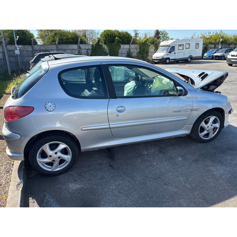 Boitier BSI PEUGEOT 206 Photo n°10