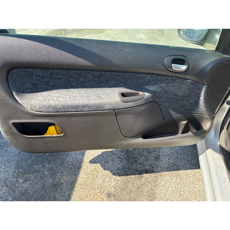 Boitier BSI PEUGEOT 206 Photo n°13